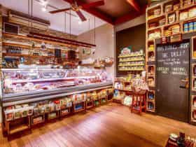 CoccoRocco Deli