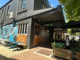 Ka-fey cafe, plenty of room inside or out