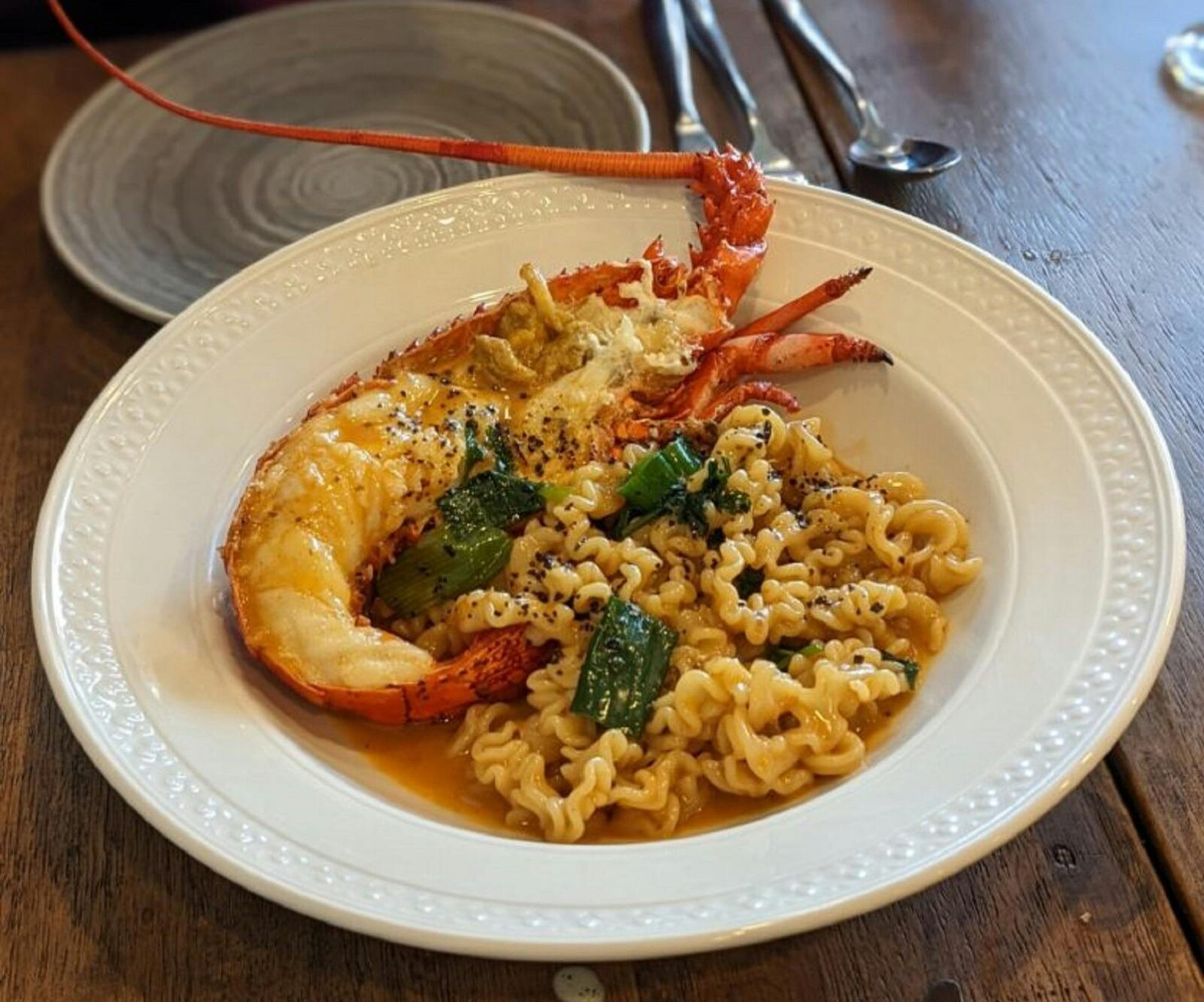 Sâmore lobster pasta