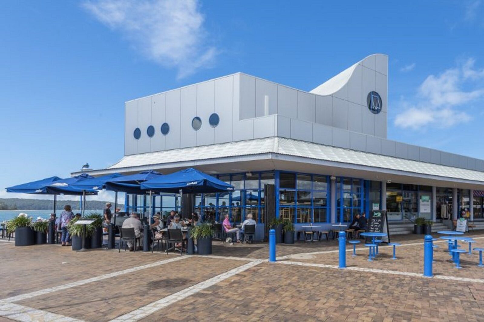 restaurant