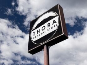 Thora Sign