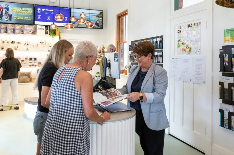 Tourist Information, Souvenirs, Newcastle, Tours, Maps