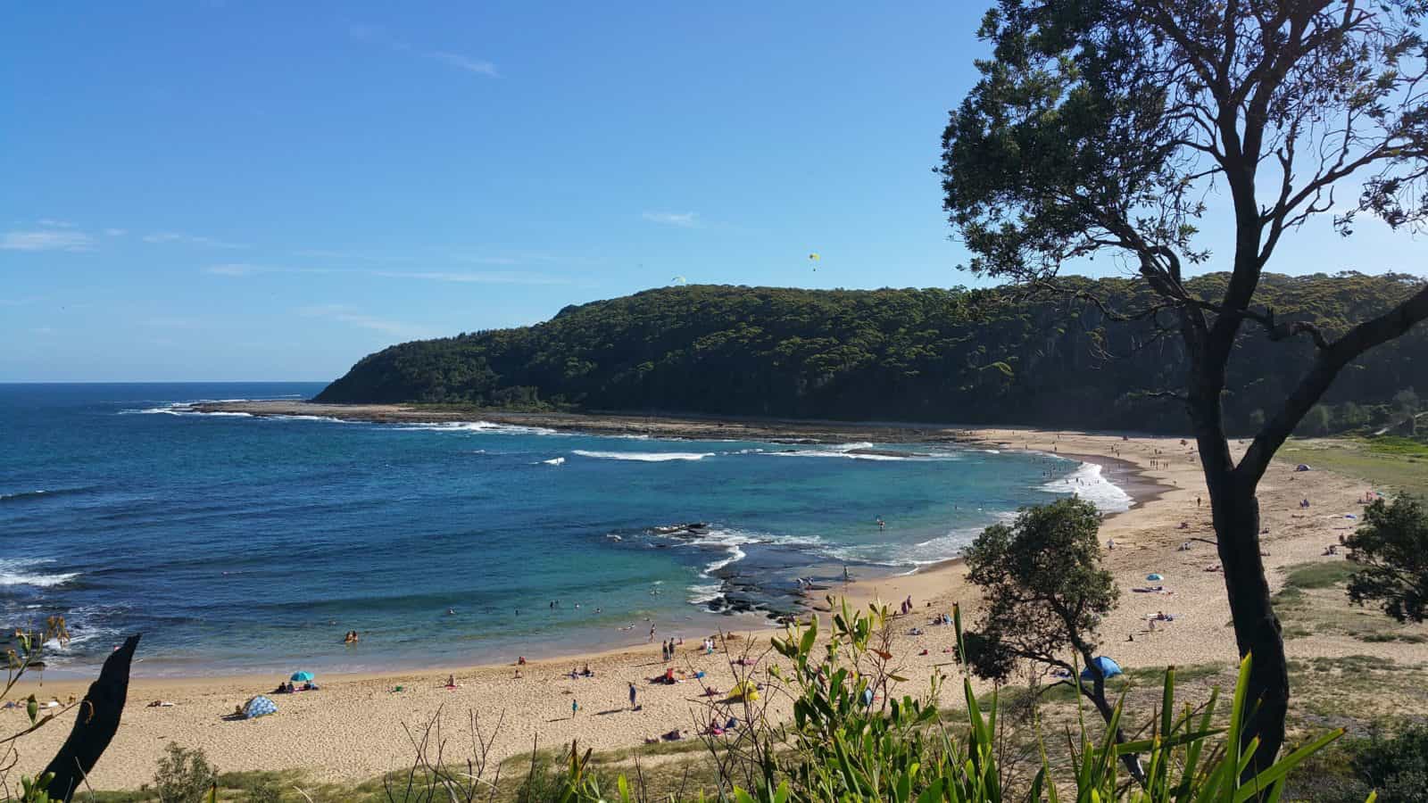 Bateau Bay Beach
