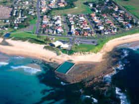Bulli Beach and Pool