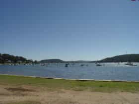 Hardys Bay