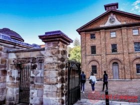 Heritage walking tour Sydney