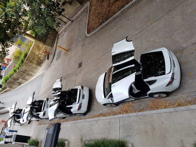 The Limousine Line - Sydney - Range of luxury Vehicles for all occasions