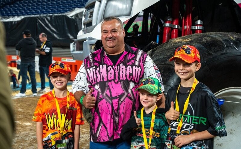 380432999 289736607174766 8295906832250842901 N