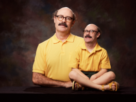 Sam Simmons – Something Silly for Seriously Serious People