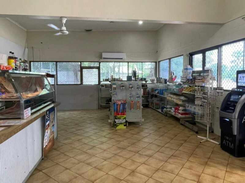 Roadhouse shop