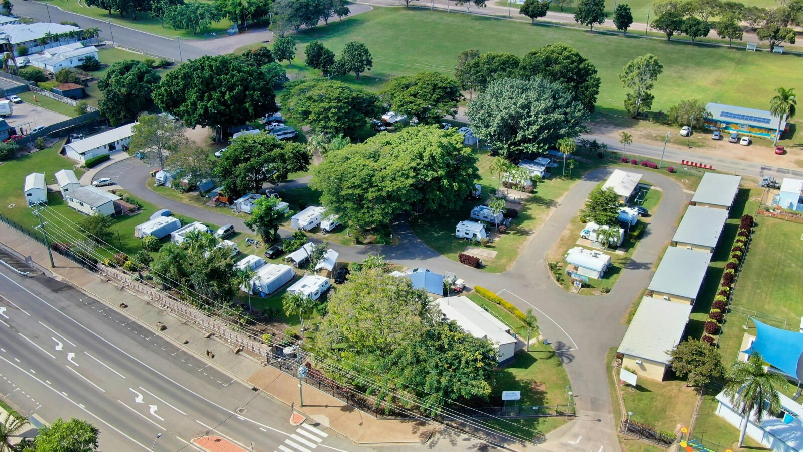 Aerial picture of Burdekin Cascades Caravan Park