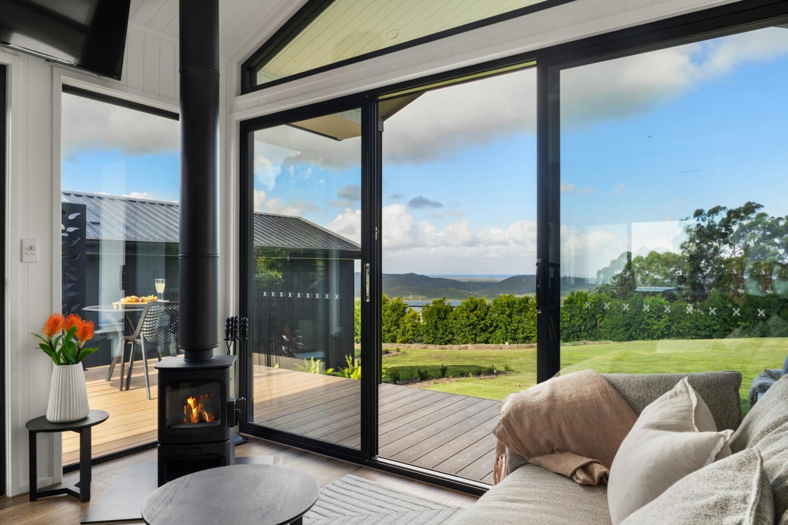 lounge coastview estate