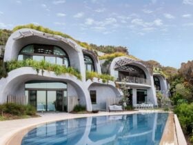 Wide view of Dmoic Noosa and pool