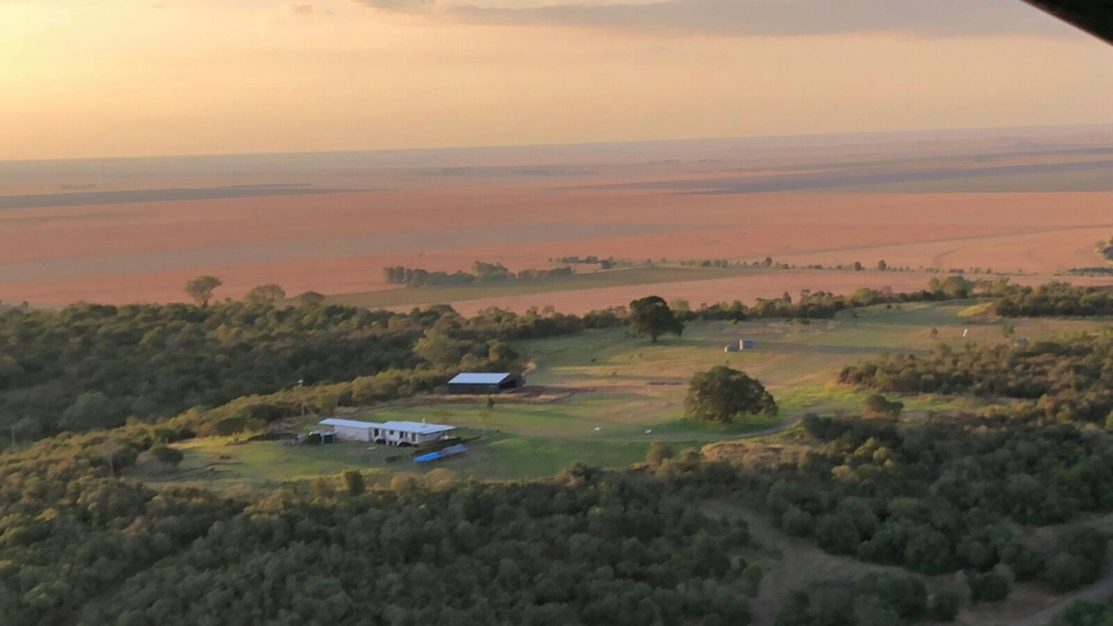 Elevated, Private, Amazing Views!