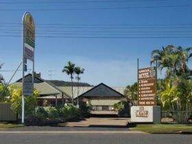 Glenmore Palms Motel