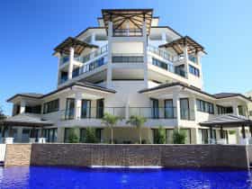 Grand Mercure Allegra Apartments