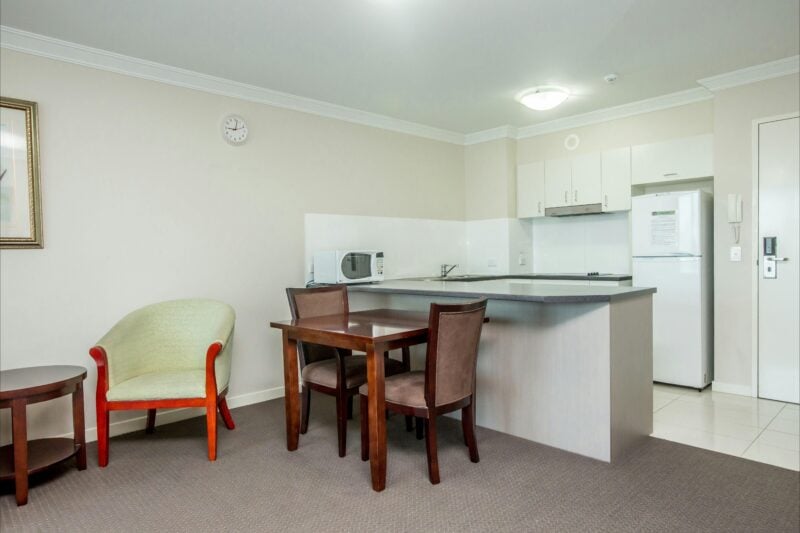 1 Bedroom Unit - Kitchen / Dining