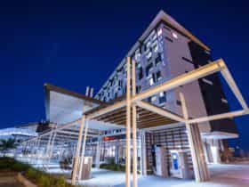 Ibis Mackay External