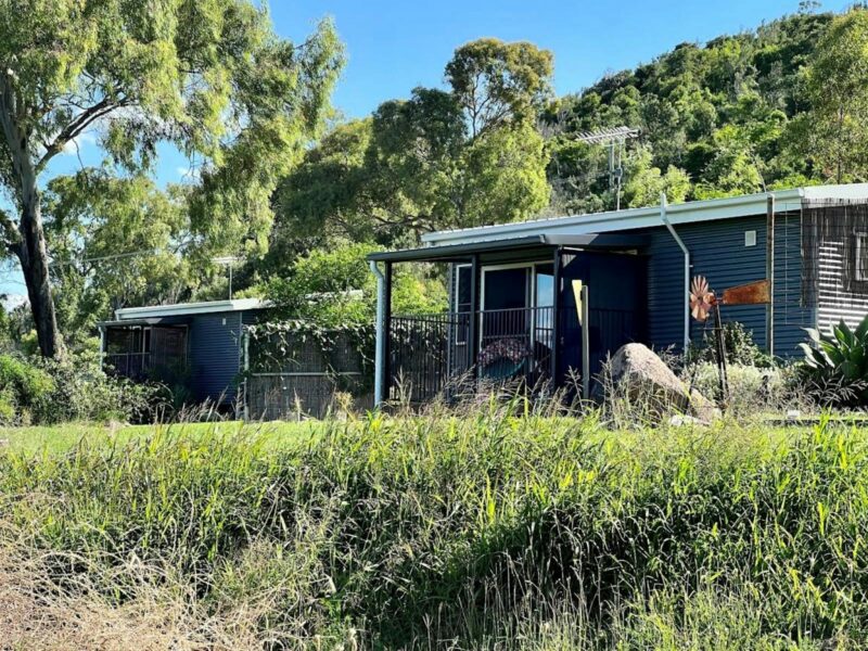 Queen Bed Studio Cabins (Basalt Hut and Wrens Garden) at Kiambram Country Cottages