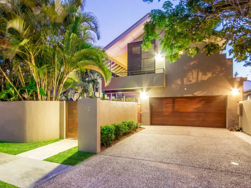 Modern Beachside Property