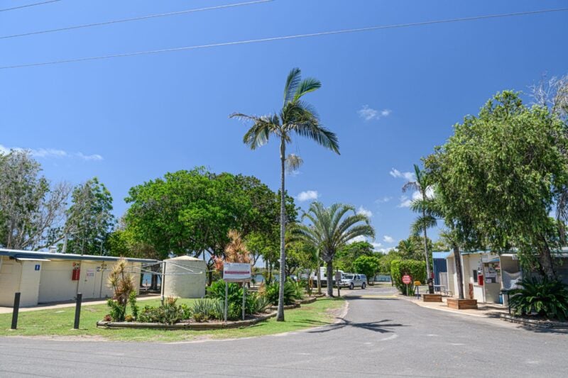 Entrance to Miara Holiday park with the office on the right and amenities on the left.