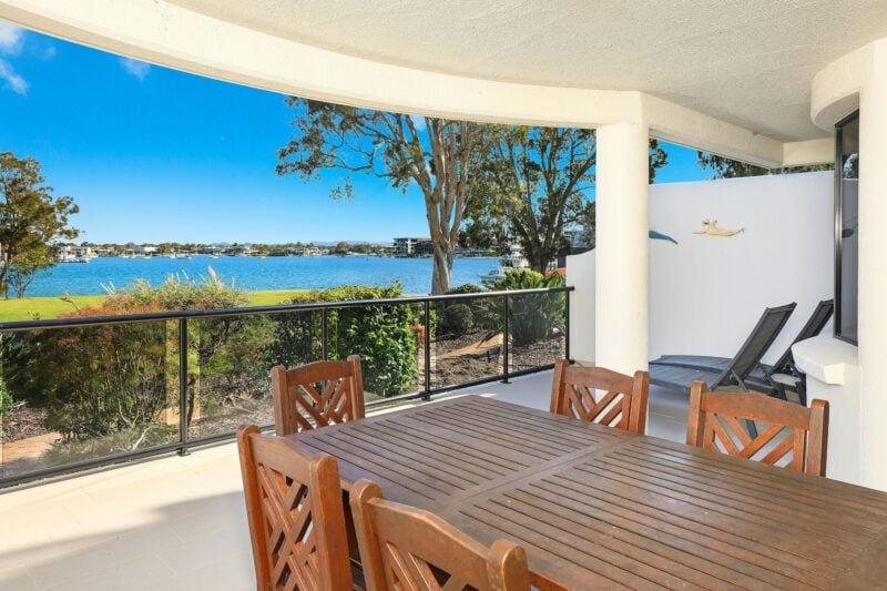 Enjoy beautiful river views from all apartments, regardless of level.