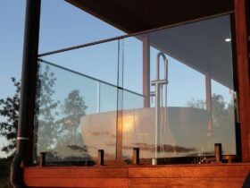 The Quarters - Outdoor Bath