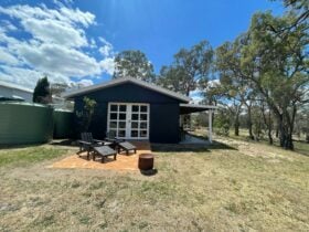 The packing shed cottage