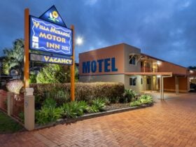 Villa Mirasol Motor Inn Exterior