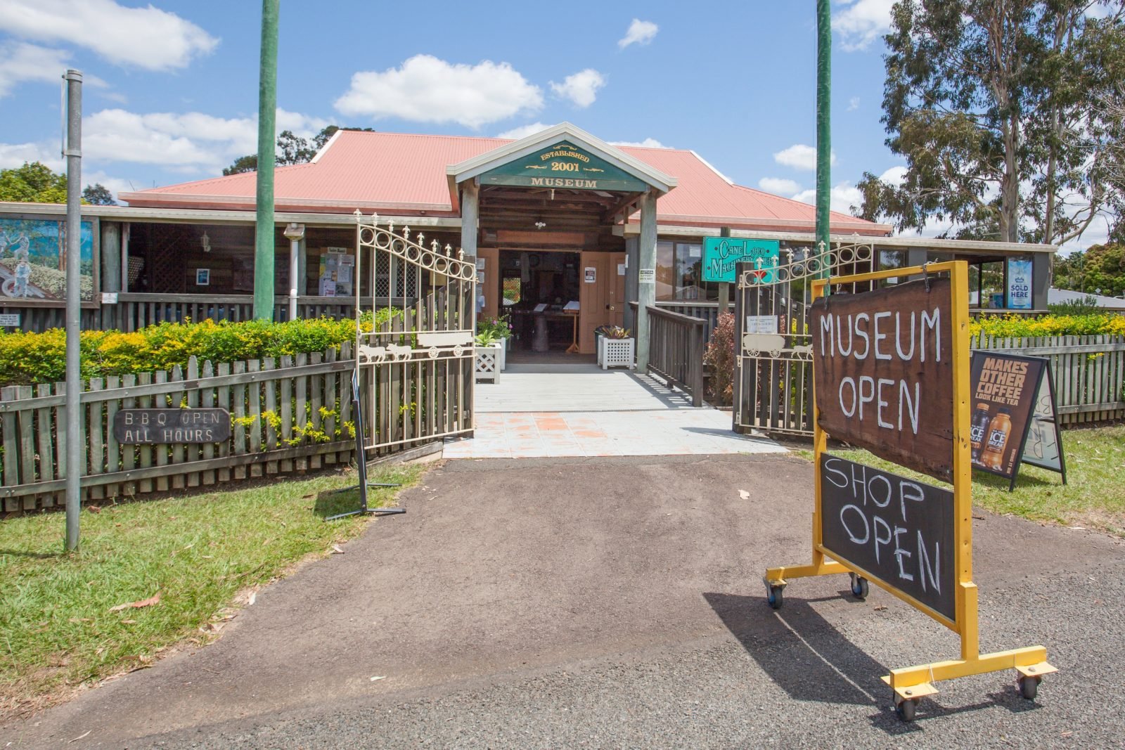 photo showing entrance to Bauple Museum