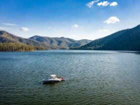 Borumba Dam Boating
