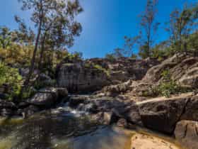 Crows Nest Falls