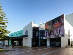 Frankston Arts Centre building and entrance