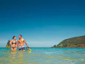 couple snorkel