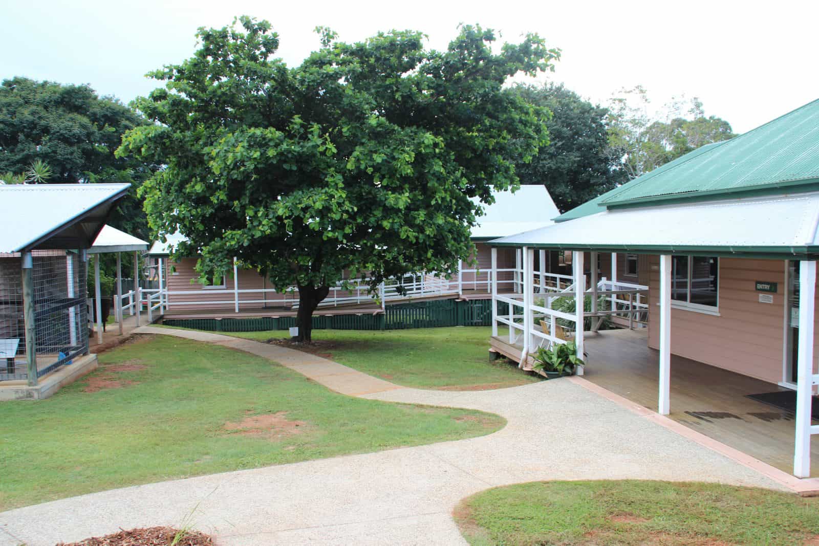 Museum on Minjerribah exterior. Whale skull Pavilion on left.