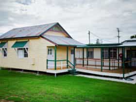 Old Injune Court House