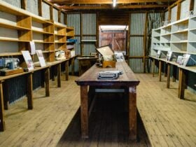 Shed and historal displays