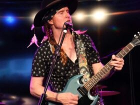 8 Ball Aitken performing at Cleveland Sands