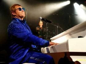 Picture of Elton John