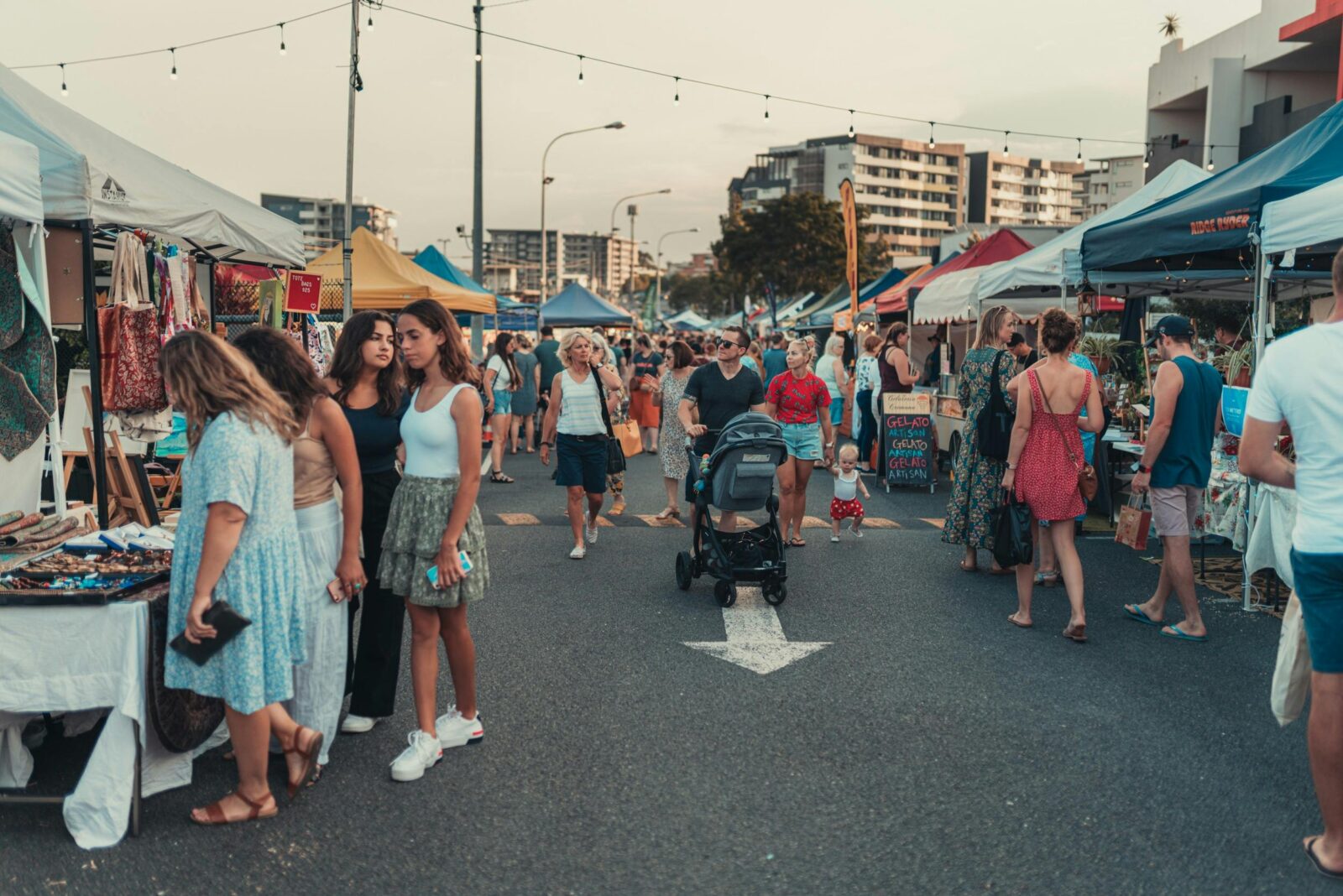 Nundah Christmas Markets