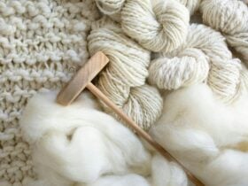 Image of yarn and spindle