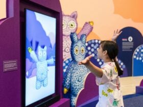 Vipoo Srivilasa: Express Yourself