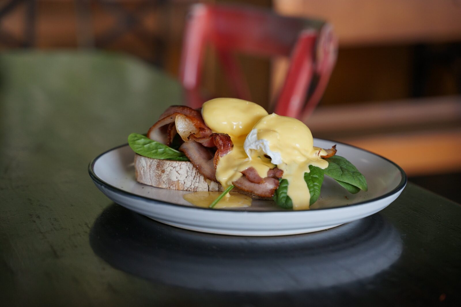 Bacon Benny, Lotus Cafe