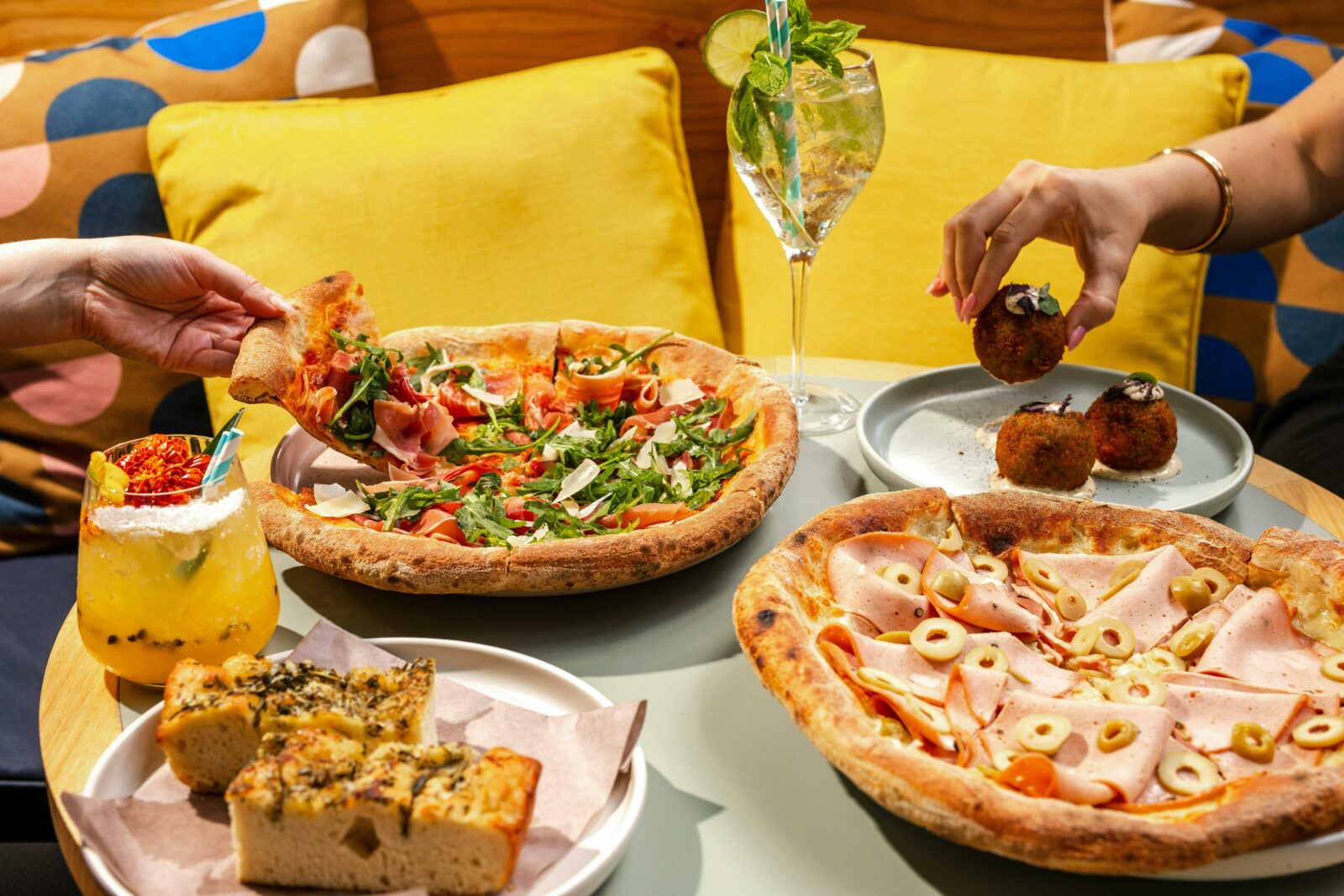 Ovello Bar & Kitchen