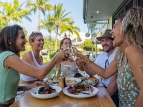 waterfront dining & bar, serving cocktails, beer,wine,spirits