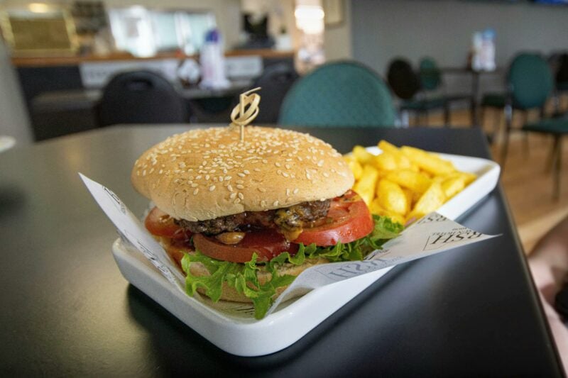 Hamburger and chips from the Rising Sun Hotel, Rosewood.