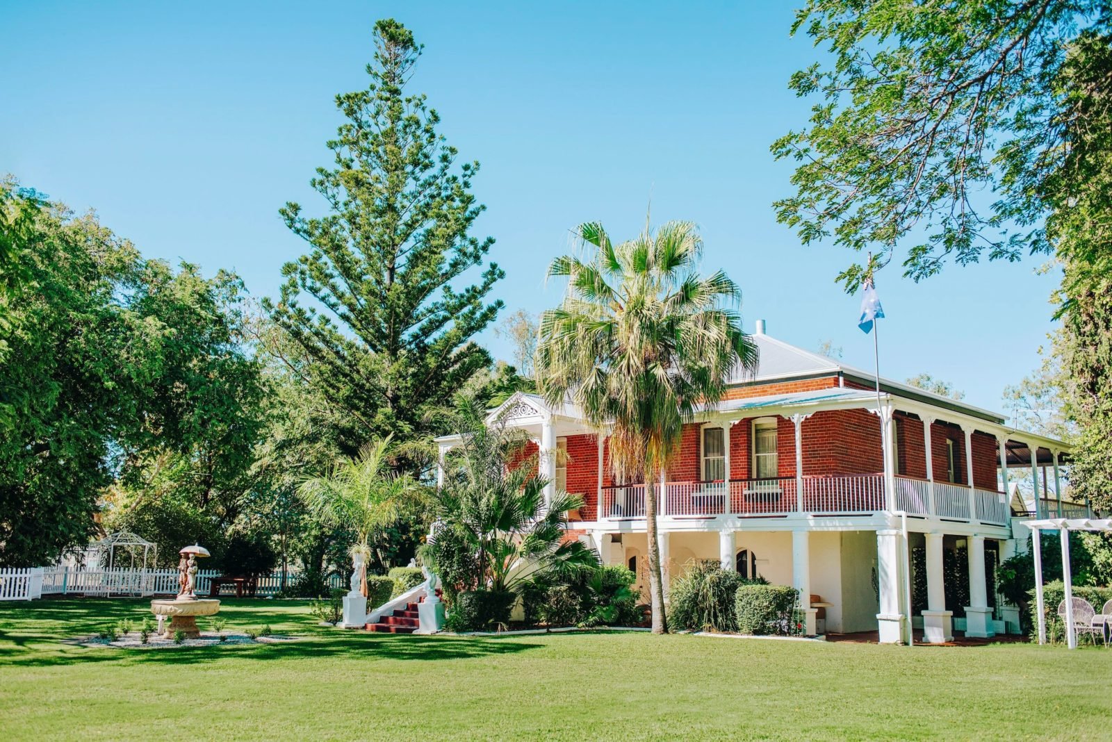 Heritage House can be used for wedding prep & photos on the day of your wedding