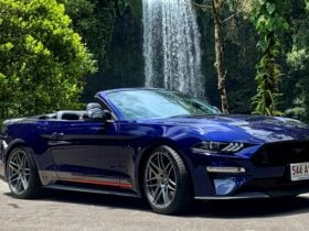 Kona Blue Mustang V8 Convertible
