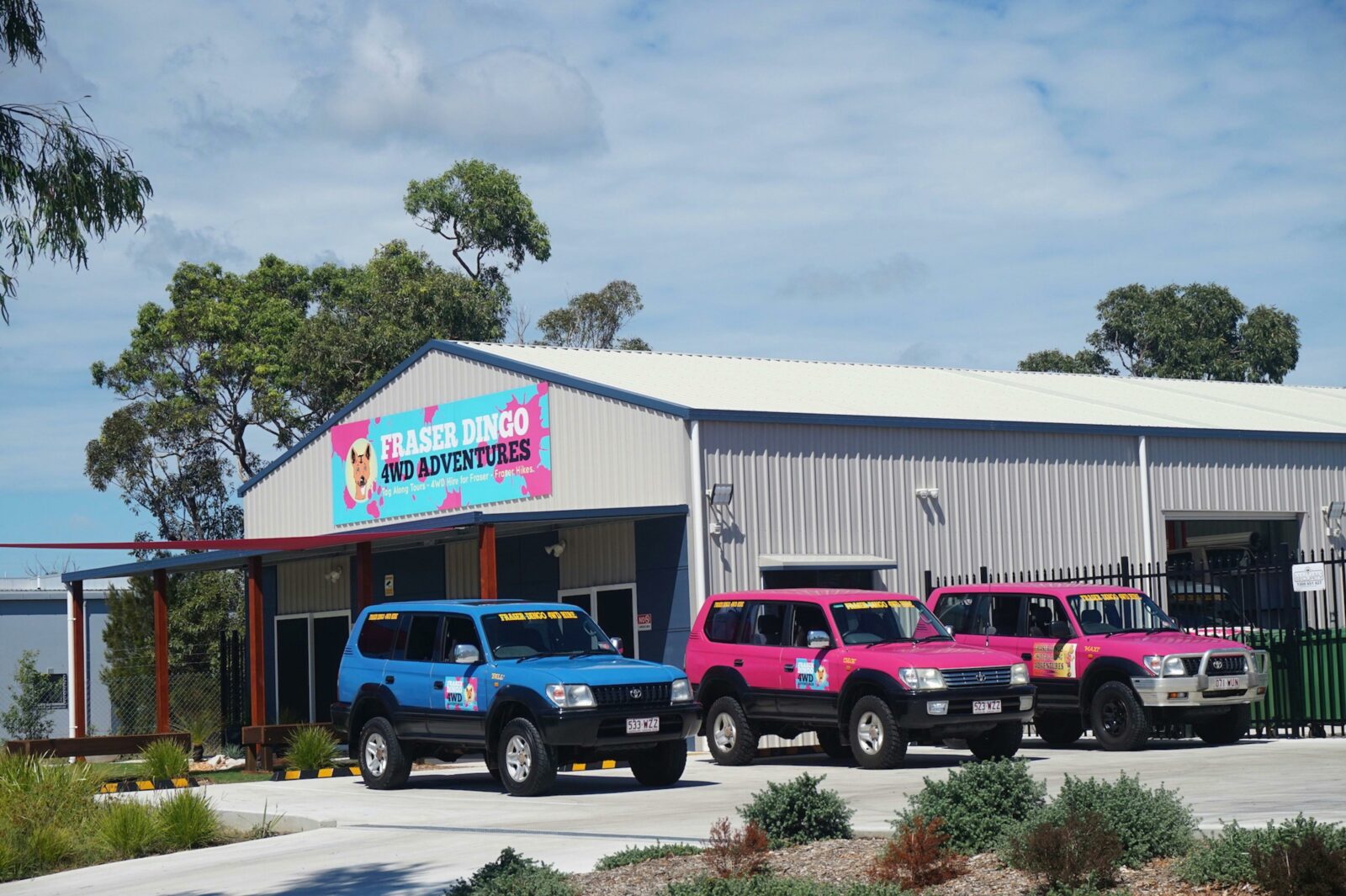 Fraser Dingo four wheel drive office