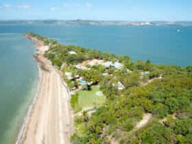 Quoin Island